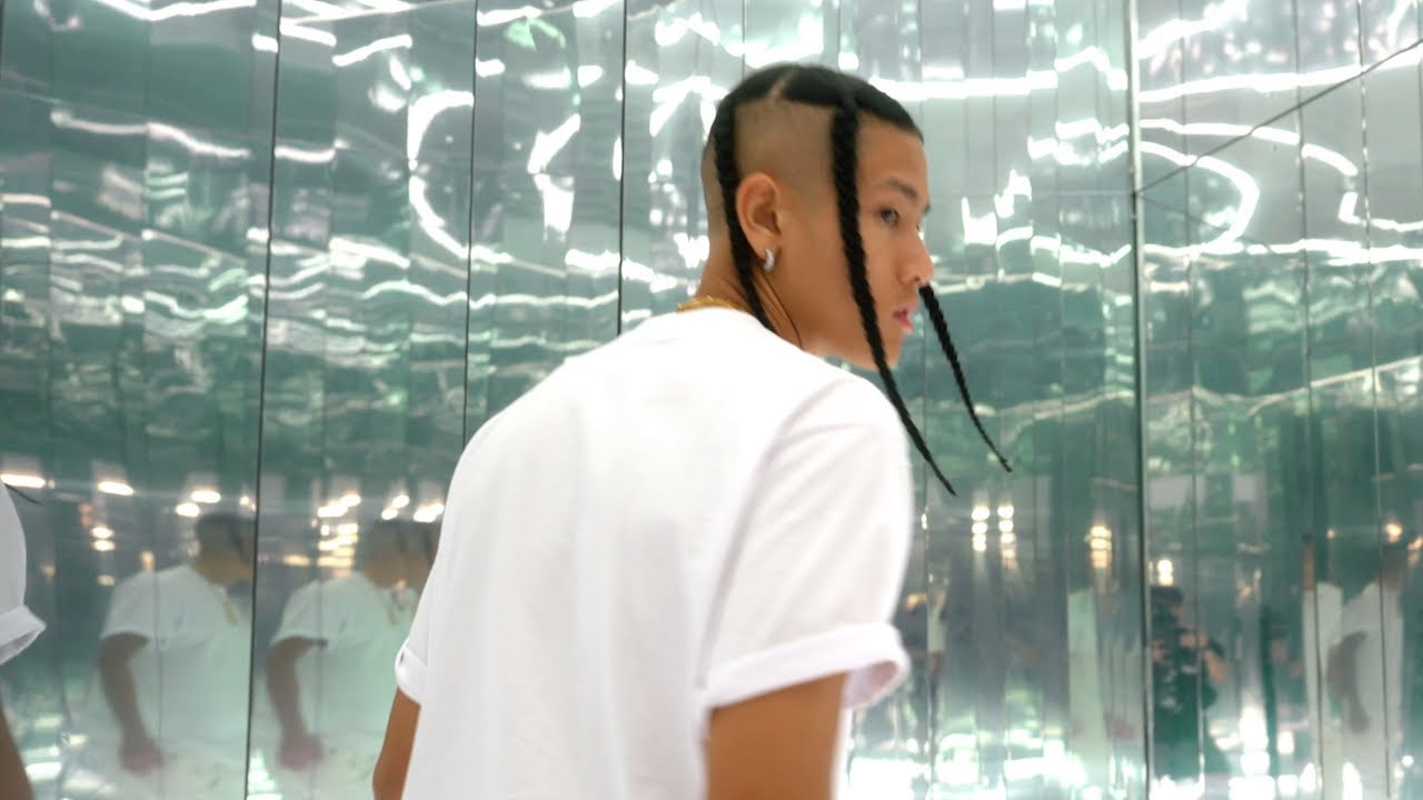 Load video: 